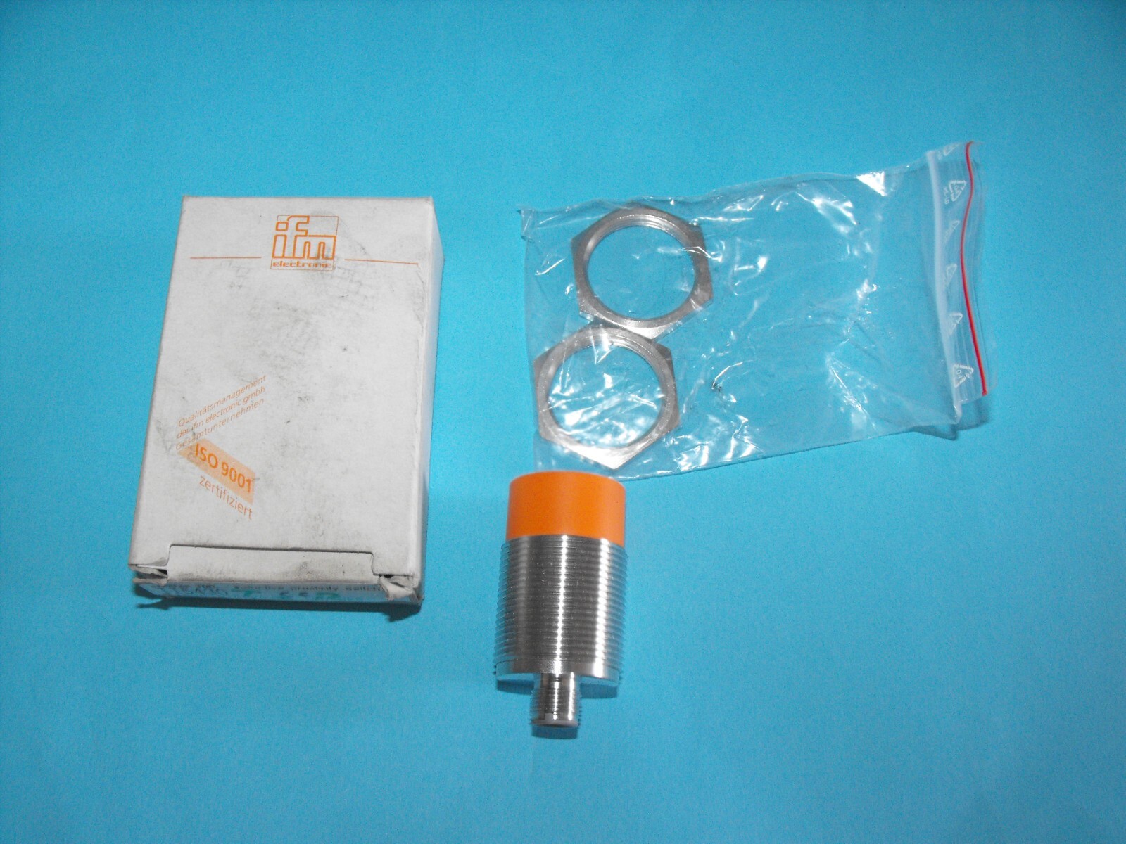 IFM EFECTOR II5430.IIB3015-BPKG/US-100-DPS.18-36VDC.Inductive Sensor.NEW.