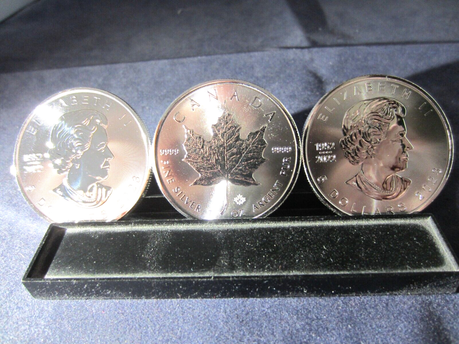 ONE 1 - 2023 ELIZEBETH II  $5 Silver Canadian Maple Leaf  TROY oz  MS PROOF LIKE