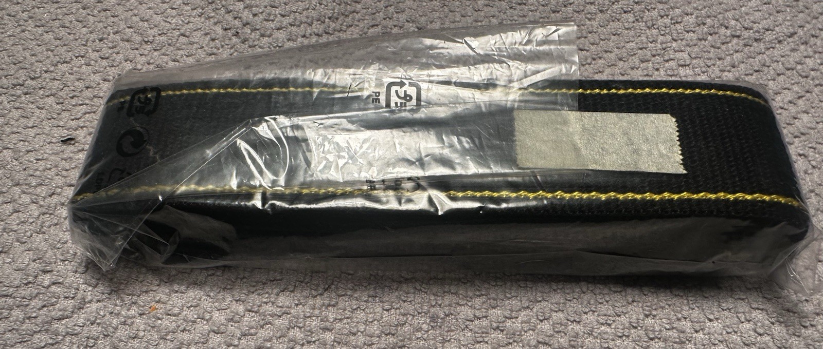 NIKON 1 1/2 WIDE CAMERA STRAP (NEW)