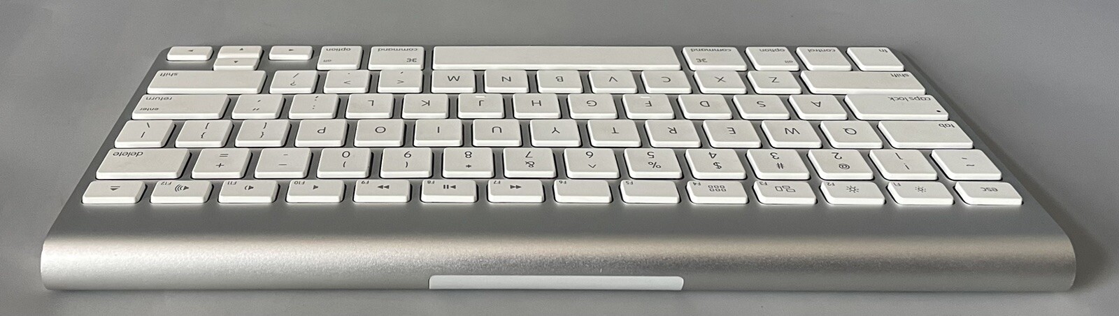 Untested w/ Free Returns — Apple Wireless Bluetooth Keyboard A1314 — See Desc.