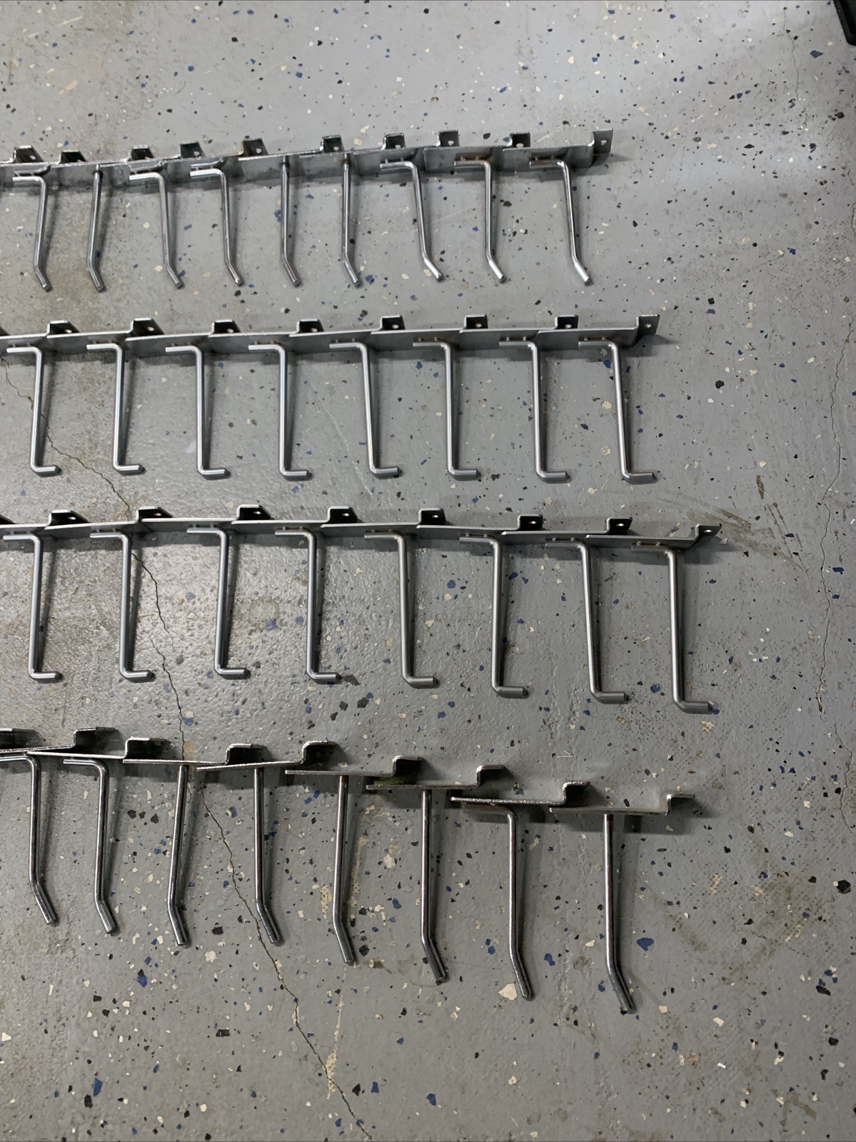 Slatwall Hook Bundle - 40 Pcs chrome slat hooks 4”
