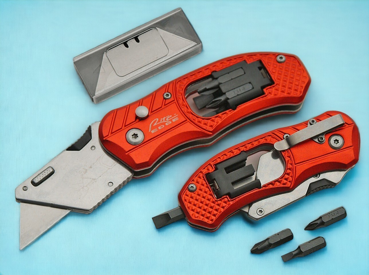 Pocket Knife Multi-Tool Box Cutter Heavy Duty Drywall Carpet Utility - Red