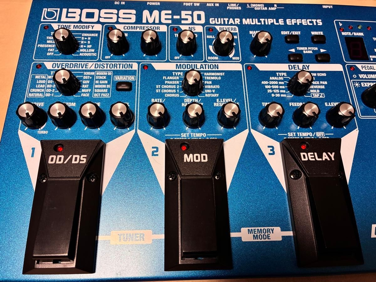 BOSS ME-50 Guitar Multi-Effects Processor Excellent Japan