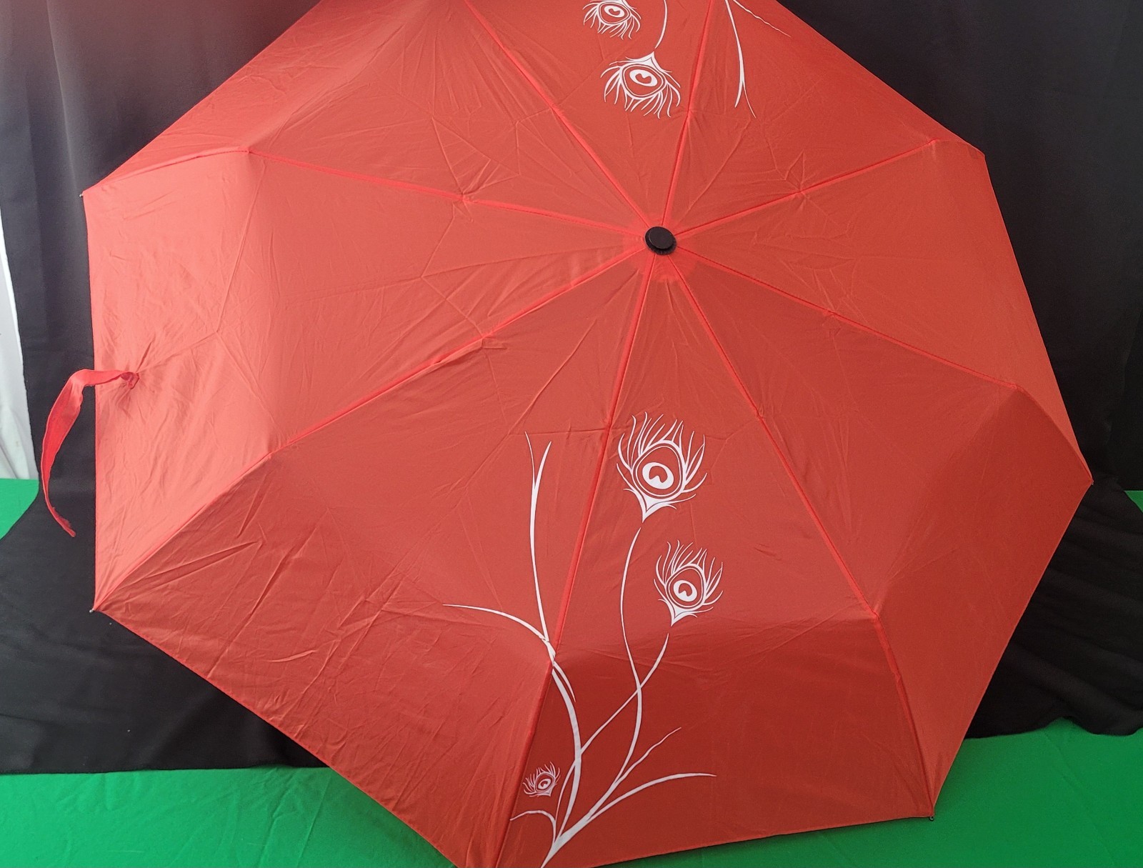 Red With White Peacock Feather Umbrella With Easy Release Handle