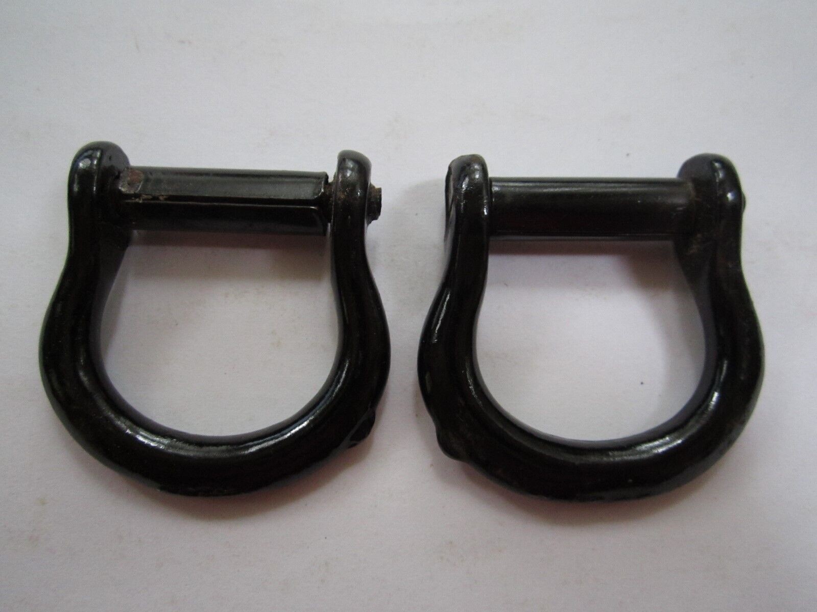 2 VINTAGE ANTIQUE HORSE HAMES / HARNESS 1 1/8" REPAIR LOOPS WITH ROLLER, NOS