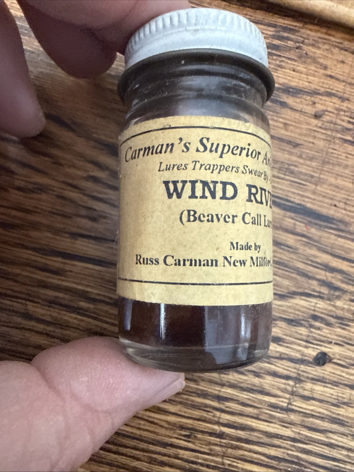 Vintage Carman's Wind River Lure Traps Trapping Beaver Call Lure