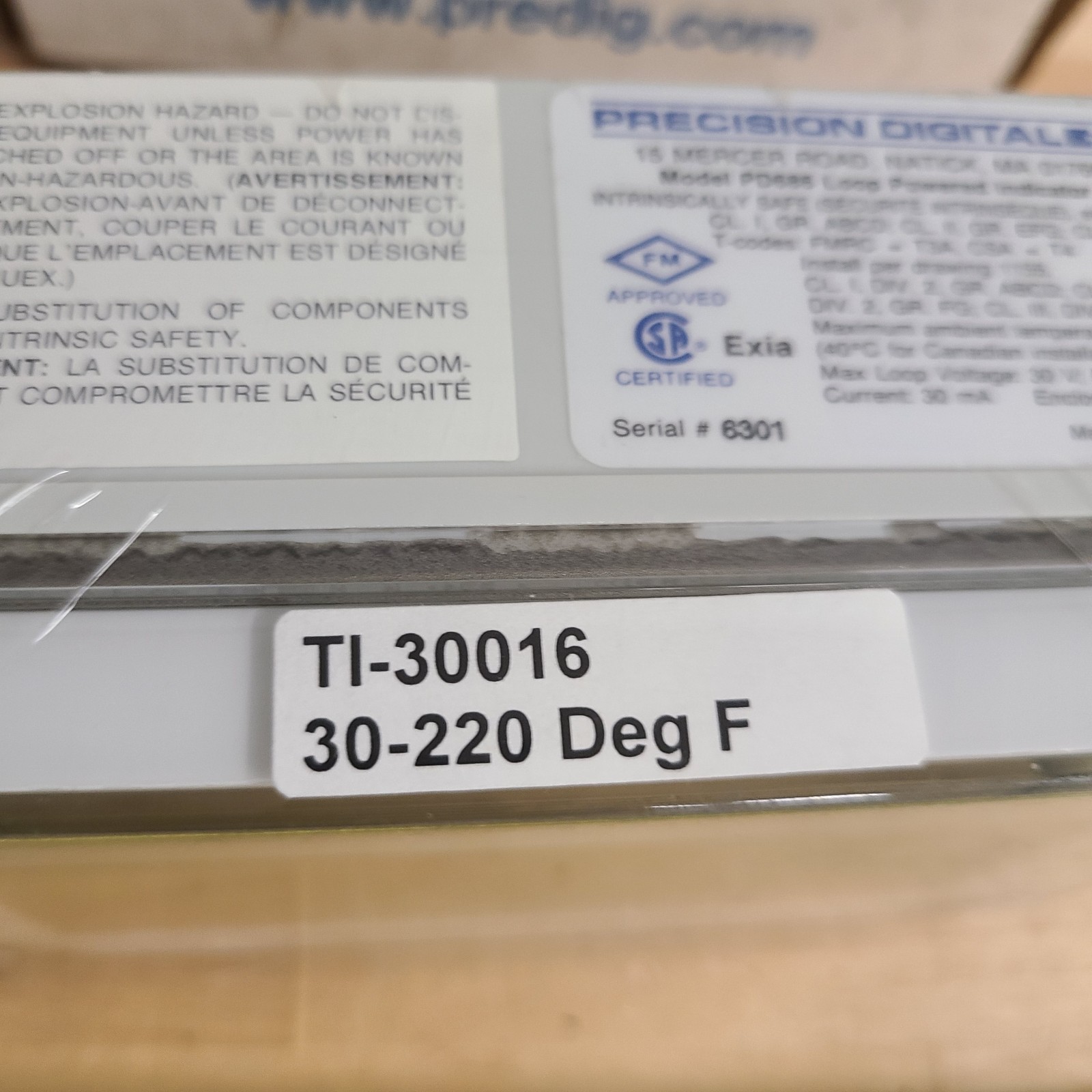 PD686 Loop-Powered NEMA 4X Intrinsically Safe & Nonincendive Digital Meter 30-22