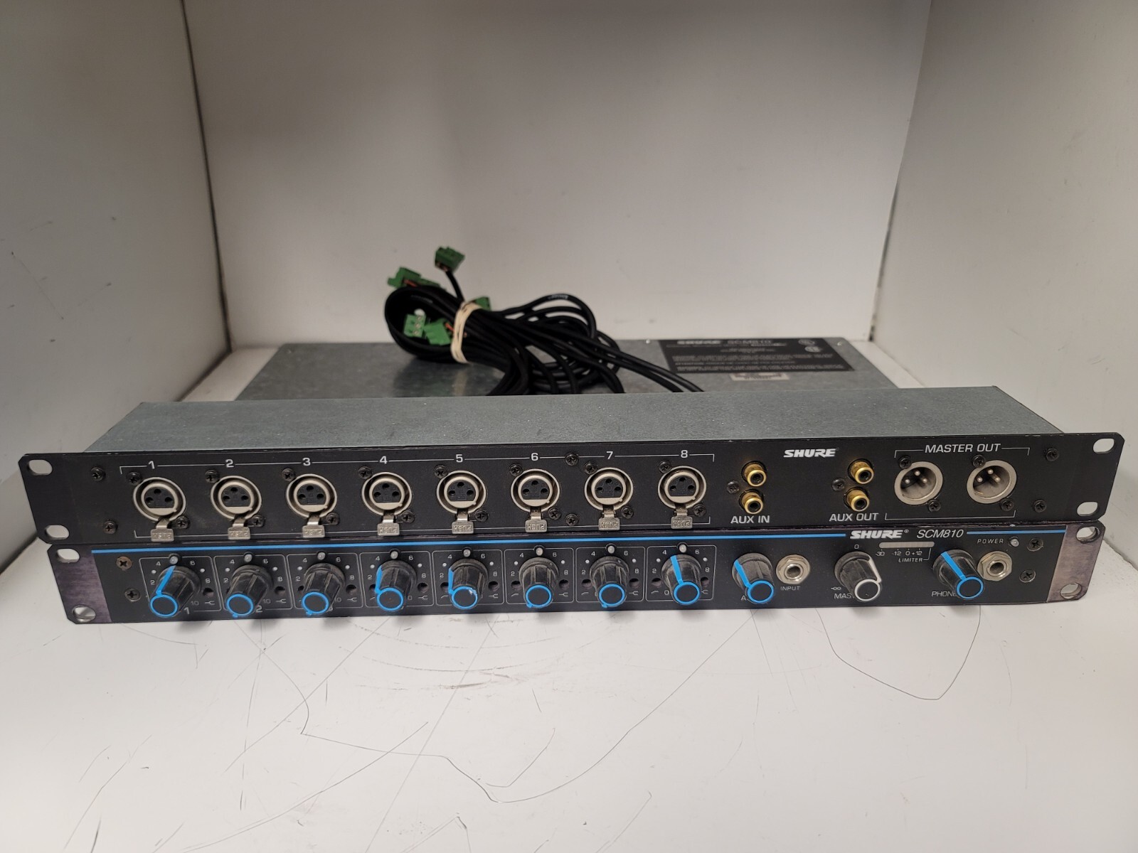 Shure SCM810 8-Channel 1U Microphone Mixer w/ RKC-800 XLR Connector Kit Bridge
