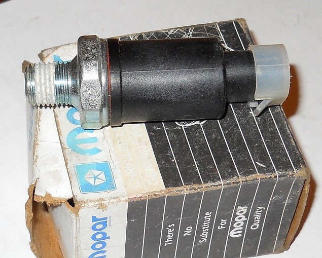 NOS 1993-95 Mopar Dodge Chrysler Sensor