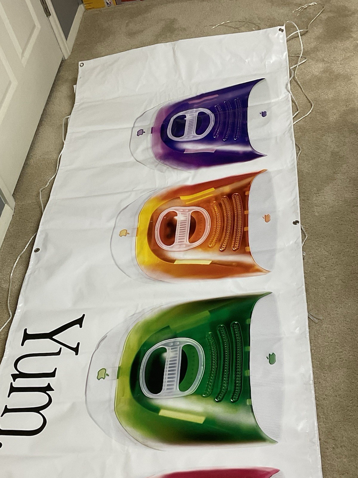 Vintage 1990’s Apple Computer Macintosh Vinyl Banner (120x34)Think DifferentRARE