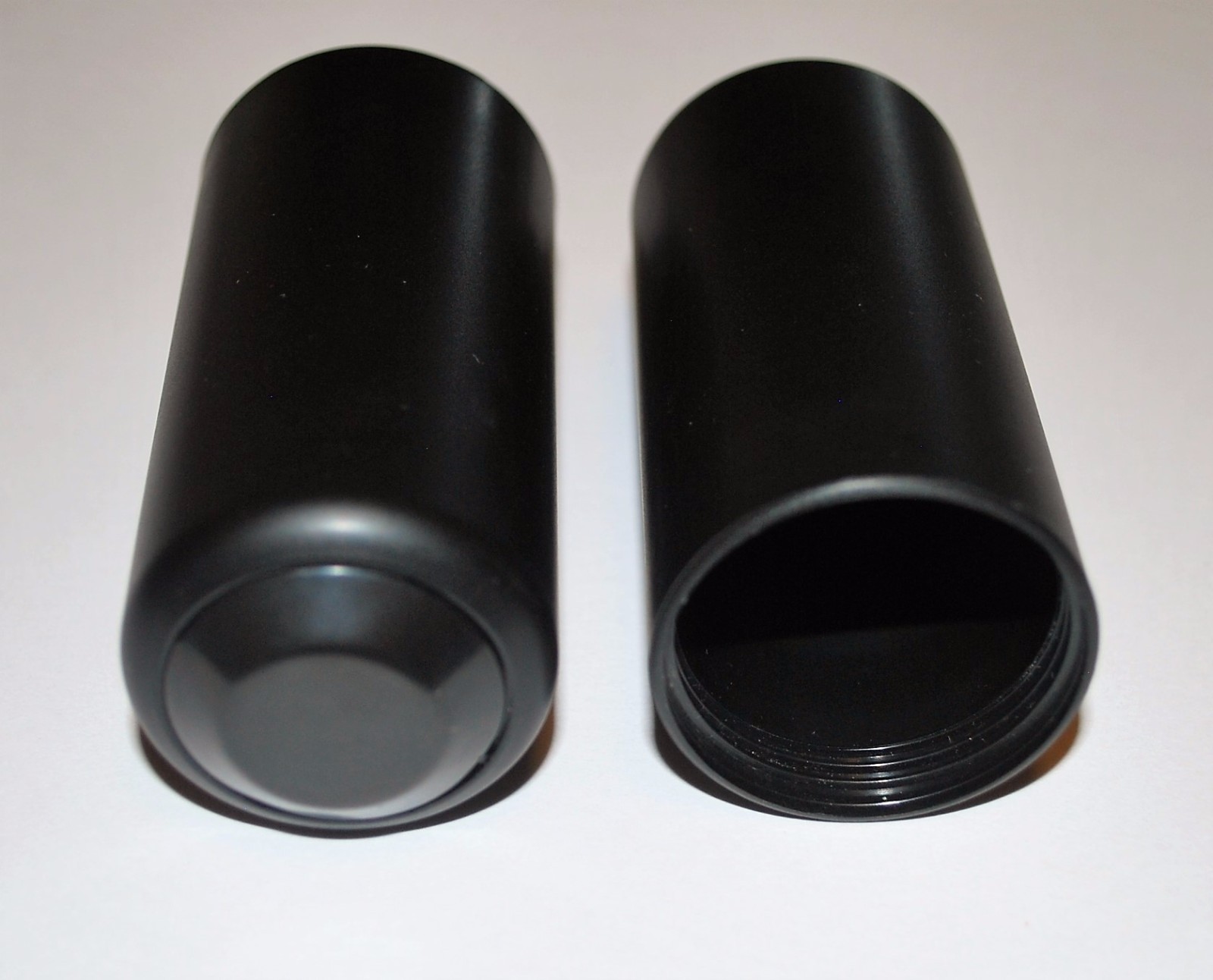 2 PCS Replacement Mic Battery Screw on Cap/Cover/Cup for SHURE PGX/SLX Wirelesss