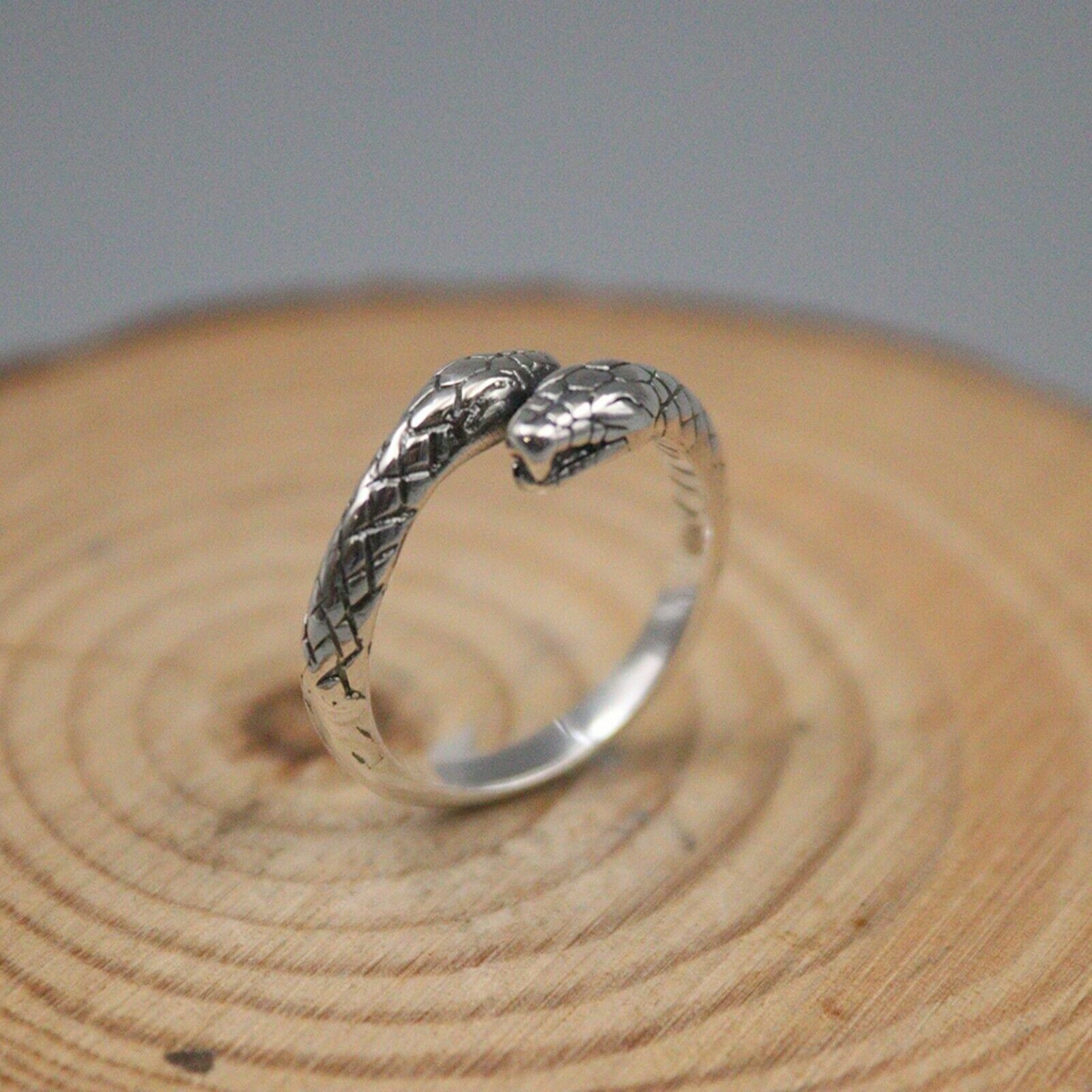Retro Distress Snake Ring for Men and Women Double Snake Head Open Ring
