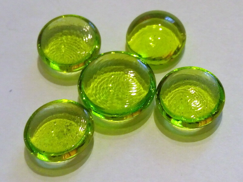 Vanadium doped glass bead - V4+/5+ doped optical glass - element collection