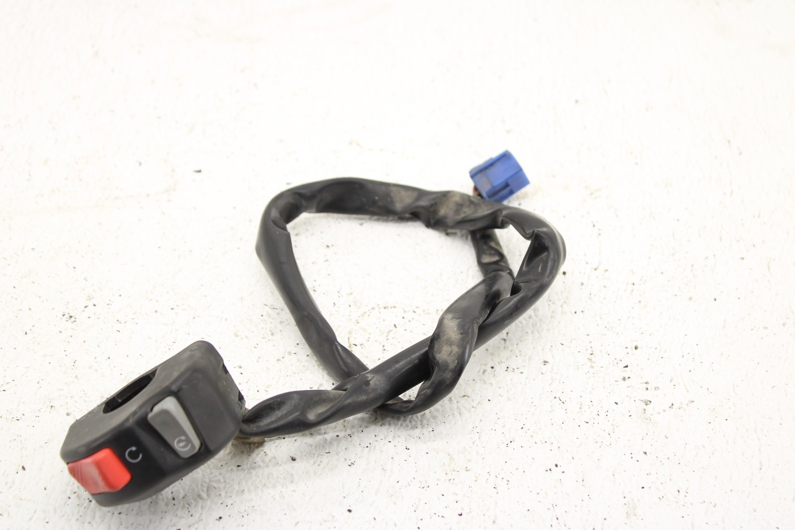 2002-2006 Yamaha R1 YZFR1 Right Control Switch