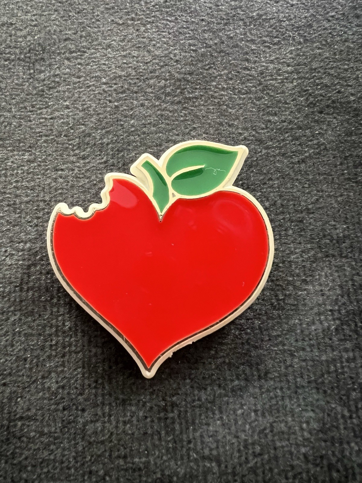 Hallmark Valentine’s Day Lapel Pin – Vintage Heart & Love Holiday Collectible