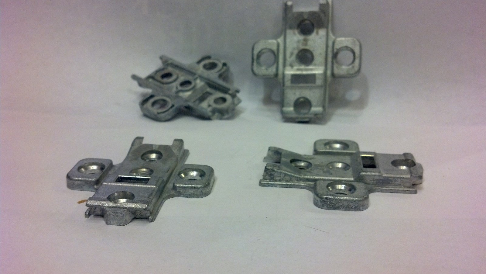 Grass Wing Baseplates Plate 1.3/5.2/37 Part number 10759 Raw Zinc Finish  New