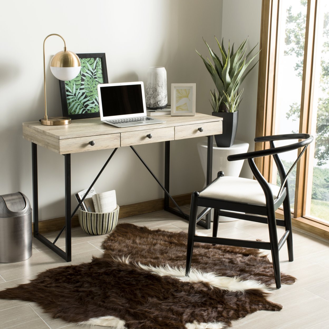 SAFAVIEH Hilton 3-Drawer Desk | Rustic Brown / Black |