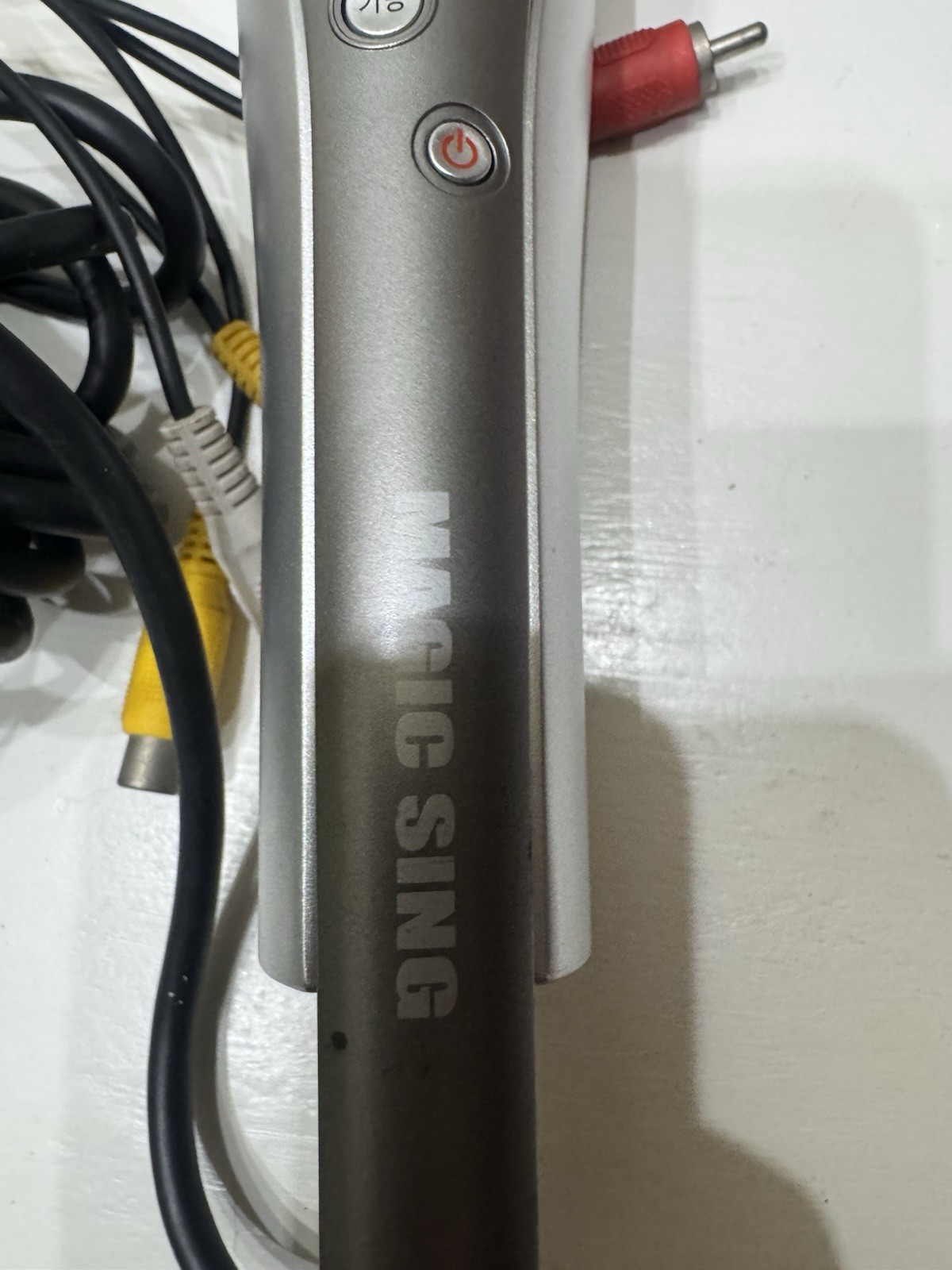 MAGIC SING Karaoke Microphone L000012 and Cable.