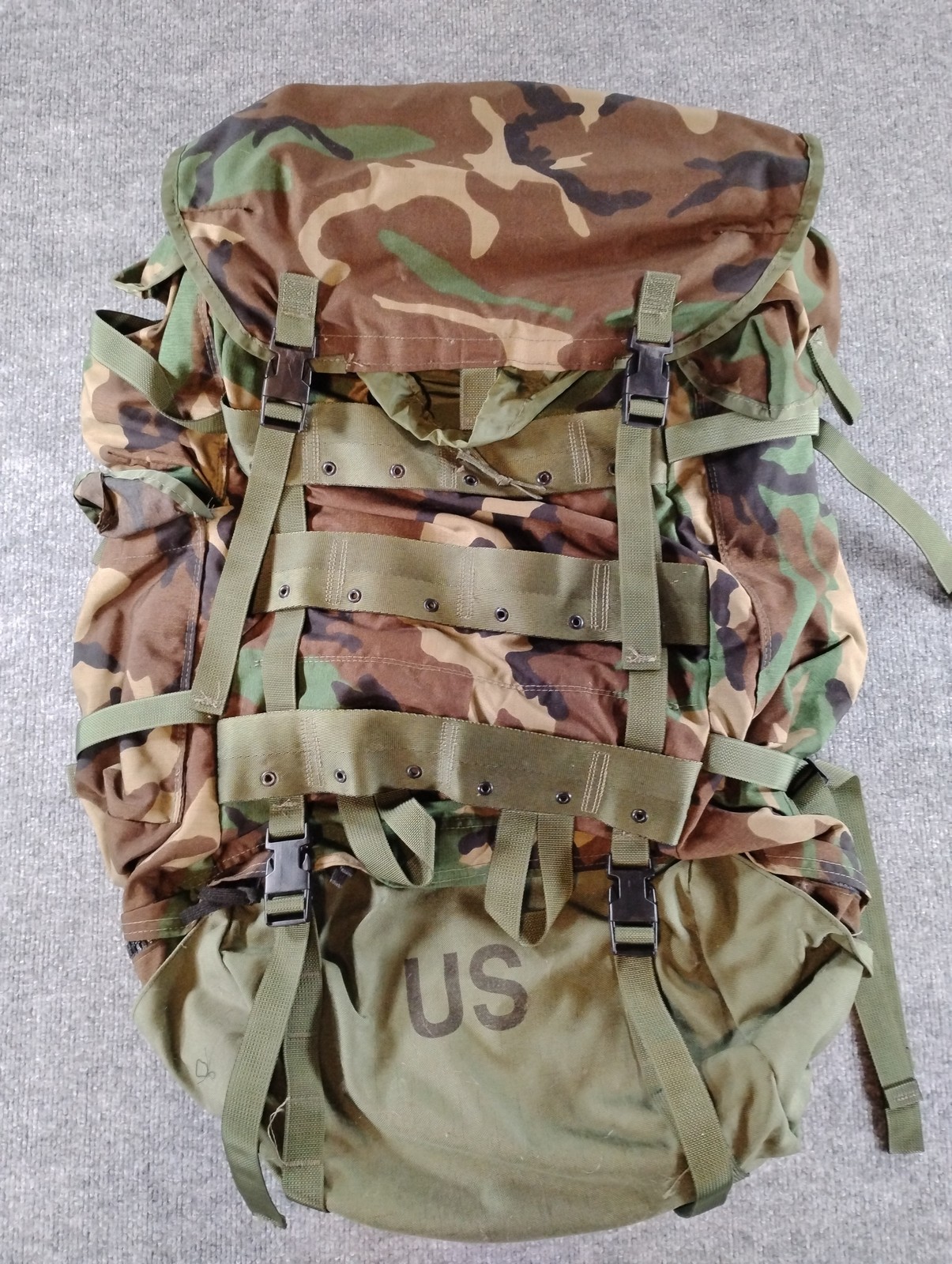 Specialty Defense Systems Large Field Pack Internal Frame Tactical Rucksack Bag