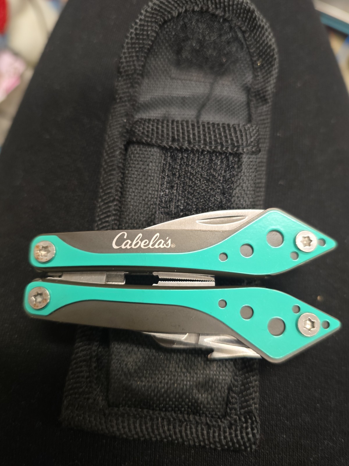 CABELA'S MINI MULTI TOOL GREEN. WITH NYLON HOLDER. NEW.