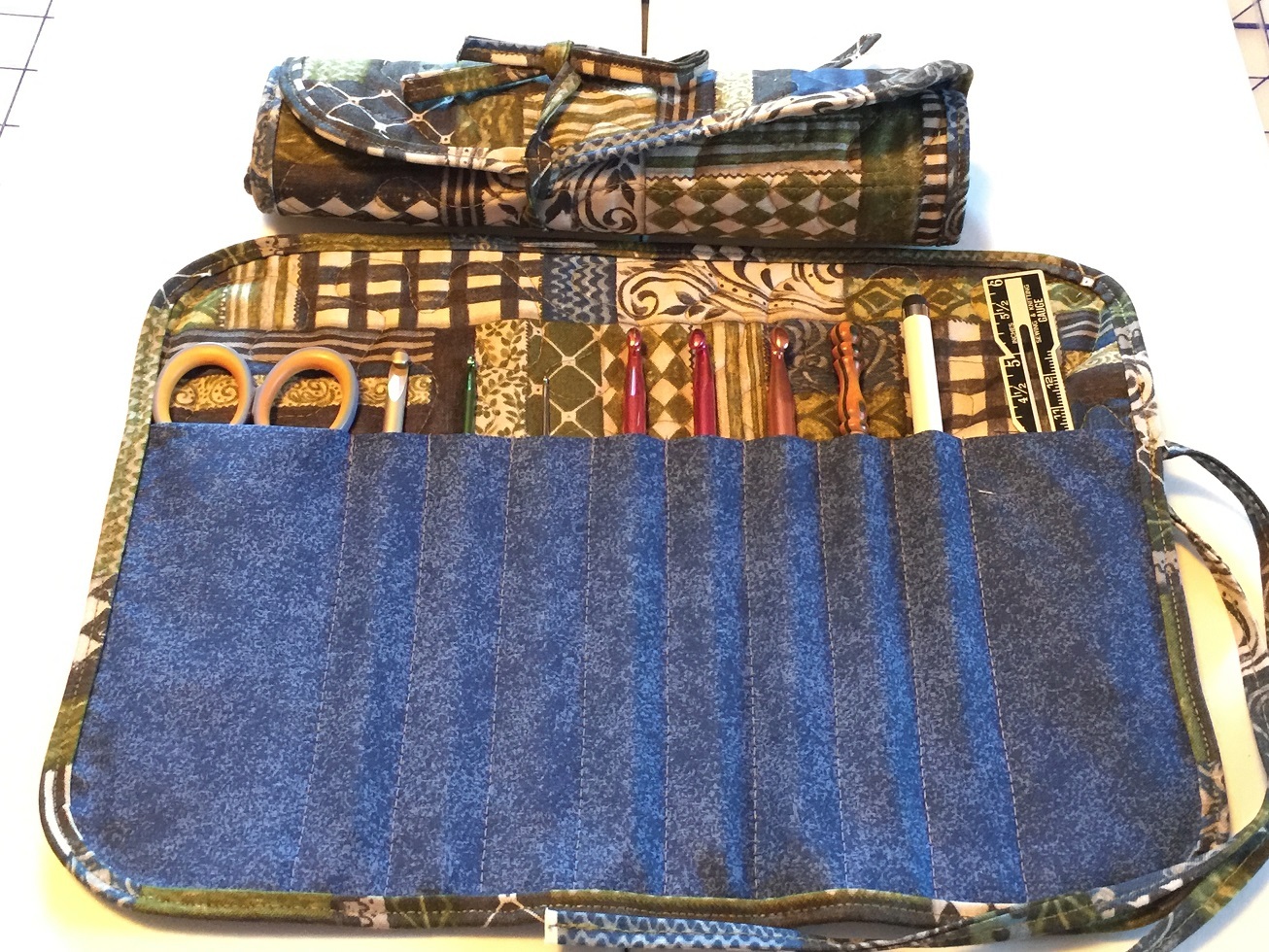 Country Farm Chic Jeans handmade quilted crochet hook holder cotton fabric