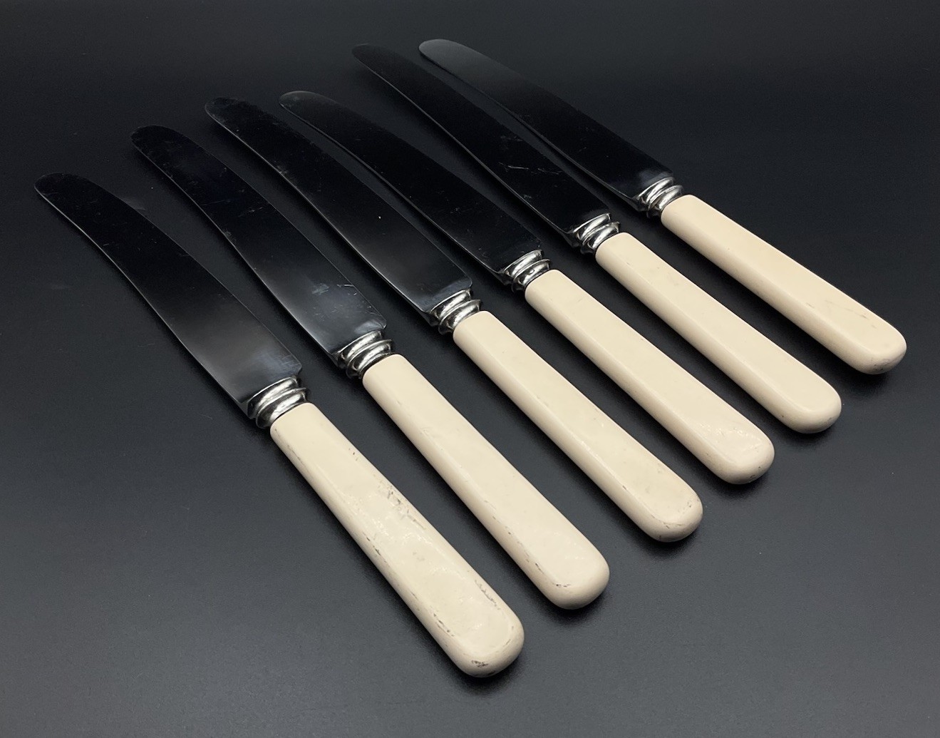 Vintage Set Of 6 Faux Bone Knives Warranted SHEFFIELD Cutlery
