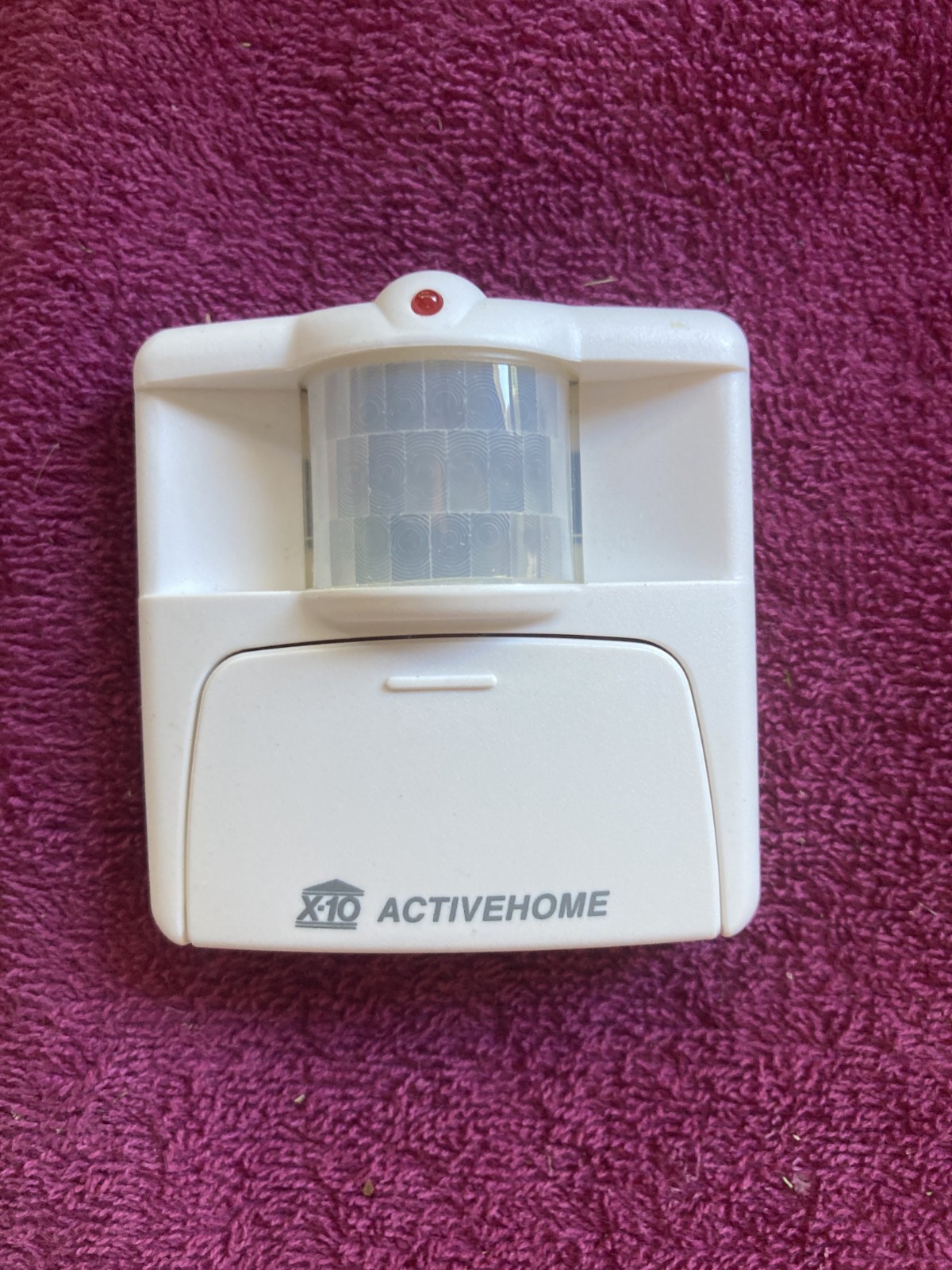 X-10 Powerhouse Hawkeye Motion Detector MS13A 