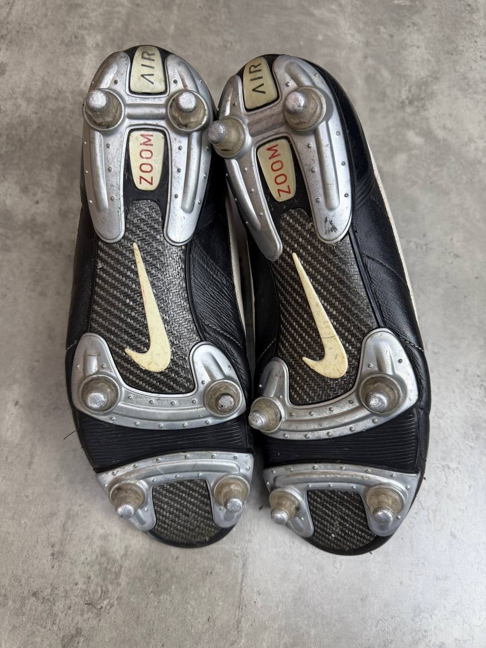 Vintage Nike Tiempo Air Legend SG Football Boots Size US 10