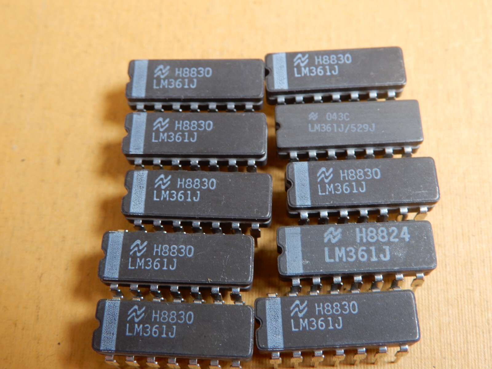 National Semiconductor LM361J Comparator IC's Qty 10 NOS