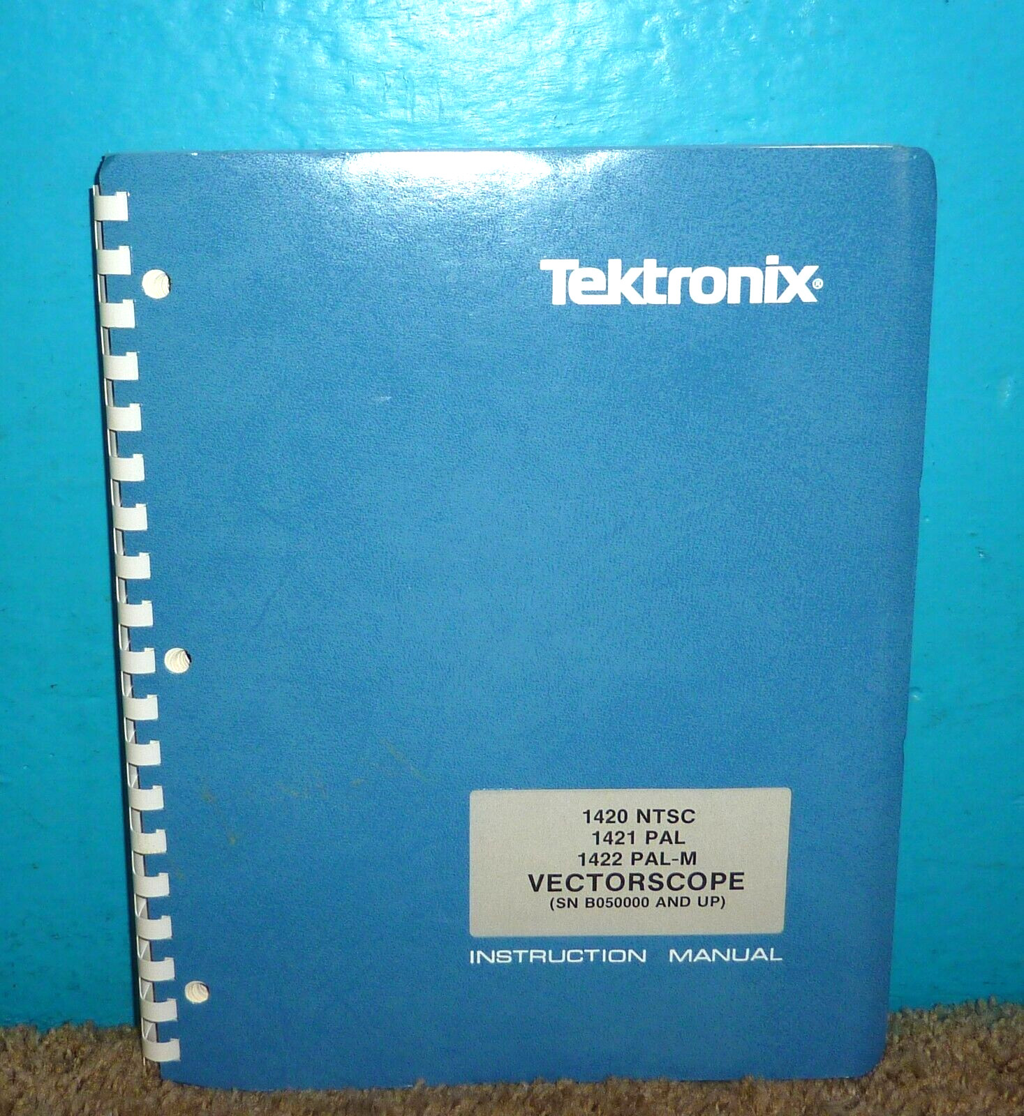 Tektronix 1420 NTSC 1421 PAL 1422 PAL-M Vectorscope Instruction Manual OEM 1981