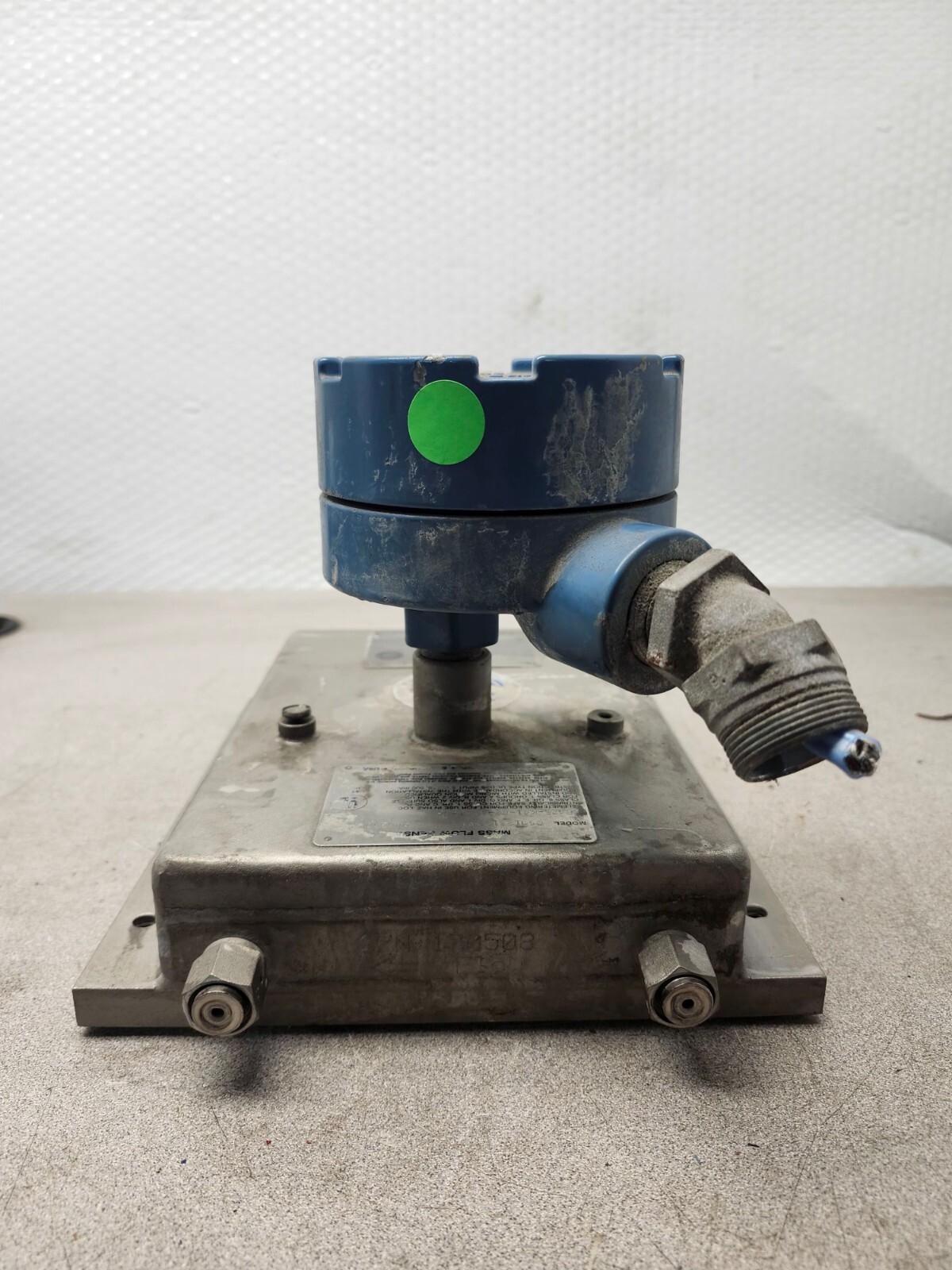 USED MICRO MOTION MASS FLOW SENSOR TRANSMITTER DS012S100SU