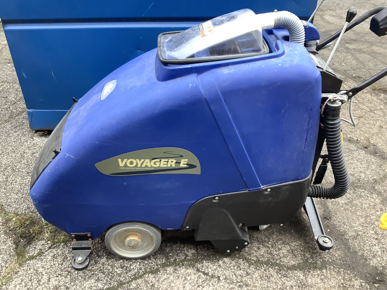 Windsor Voyager E Carpet Extractor.  Walk Behind Plug In. Will Ship On Pallet