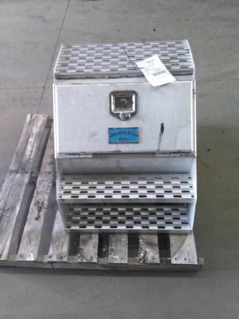 Replaces 2007 INTERNATIONAL 9400I TOOL BOX ,  IL