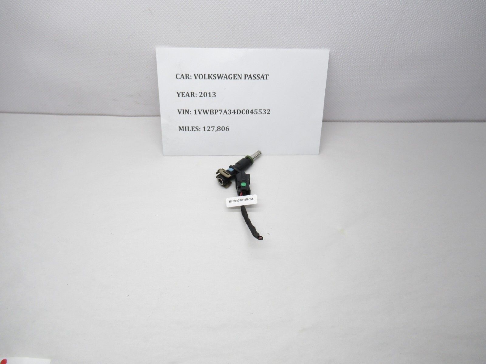 2012-2014 Volkswagen PASSAT Siemens Fuel Injector 07K906031C OEM