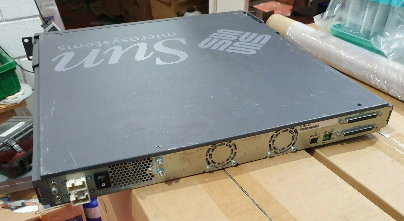 SUN NETRA ST D130 STORAGE ARRAY (BR5.2/3)