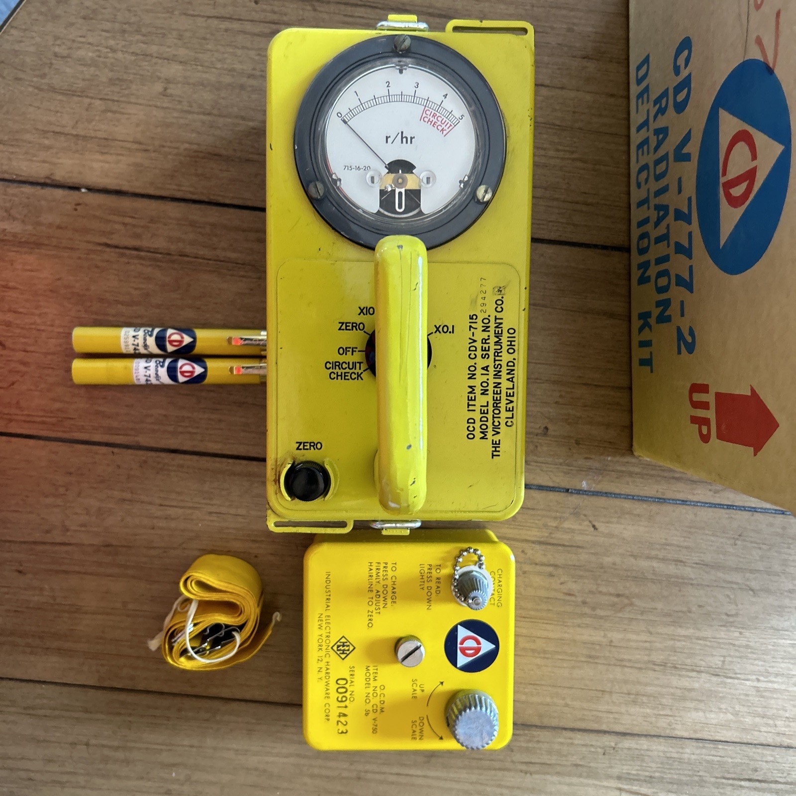 Vintage Radiation Detection Kit CD V-777-2 With Accessories