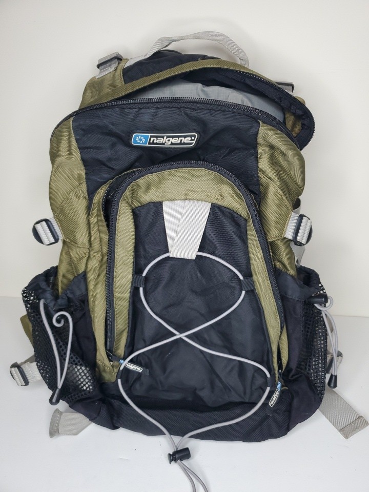 Nalgene Hydration Pack Backpack Green And Black