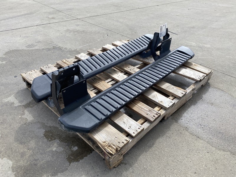 2020 Step for Ford F550 (723-10801)