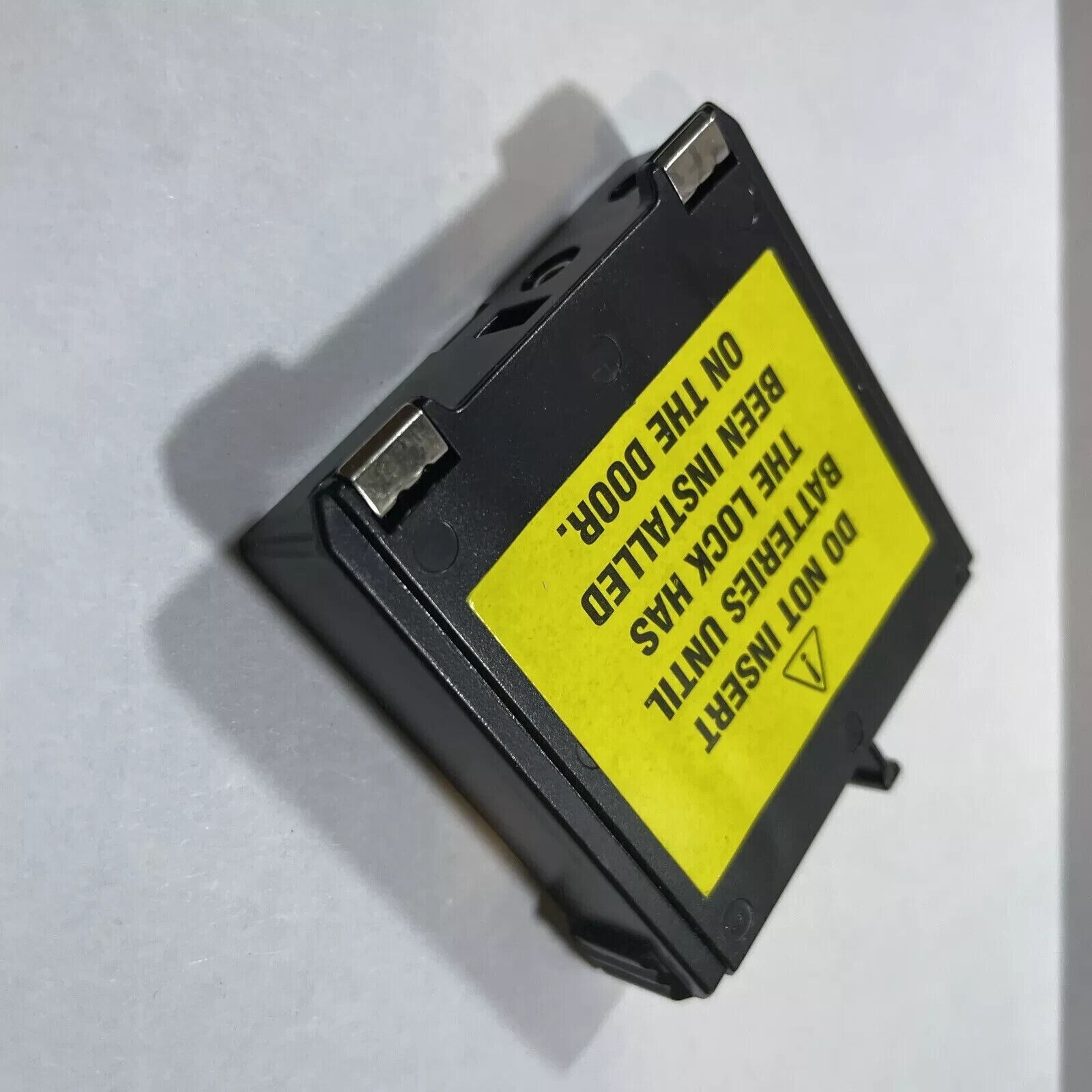 KWIKSET SMARTCODE 888 DOORLOCK BATTERY PACK HOLDER