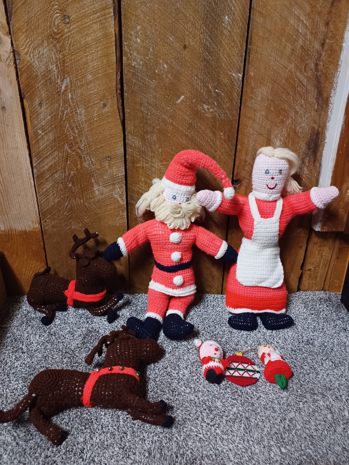 Vintage Lot Of 7 HANDMADE Crochet Christmas Lot - Santa & Ms Clause Reindeer