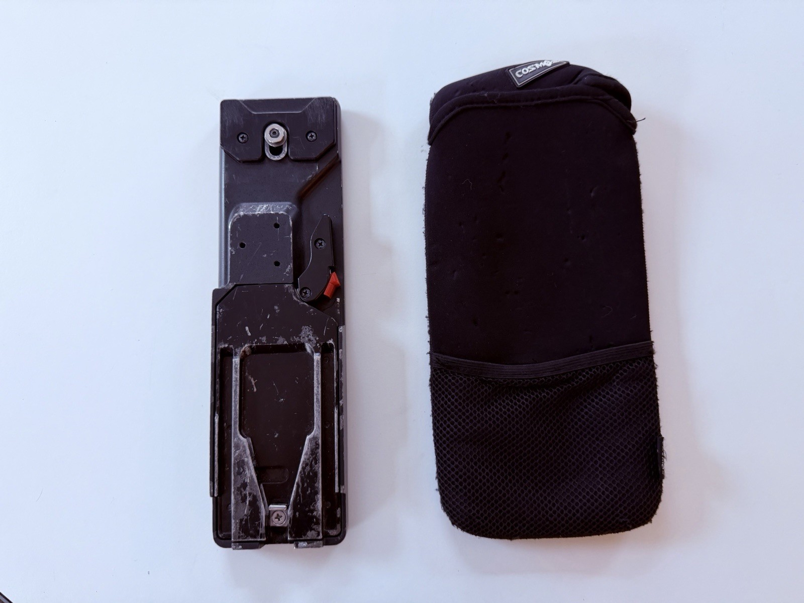 Sony  VCT-14 Quick Release Tripod Adapter Plate