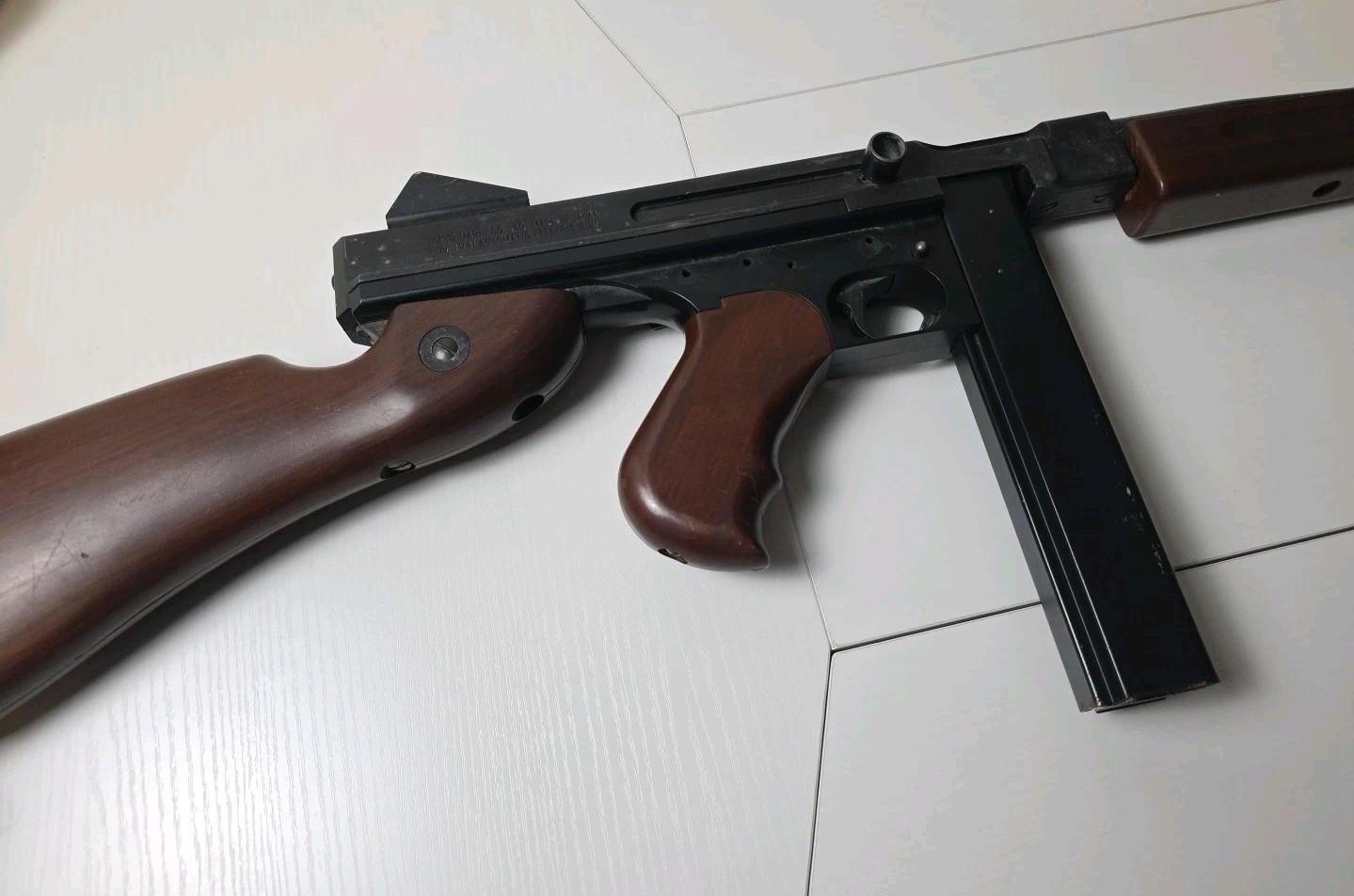 Tokyo Marui - Airsoft M1A1 Thompson Not Tested