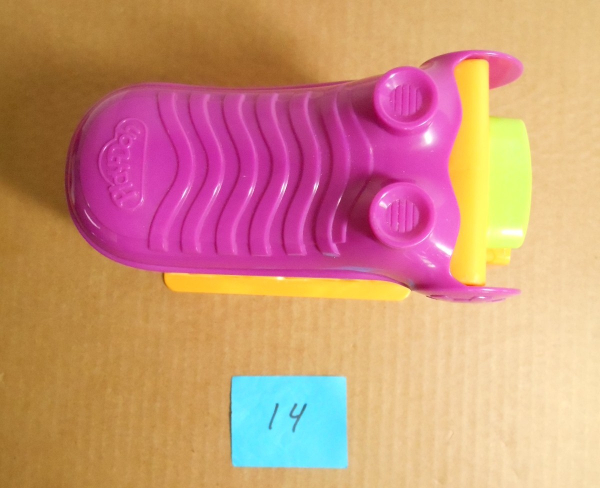 Play Doh Mega Fun Factory Replacement Extruder Press Piece B14