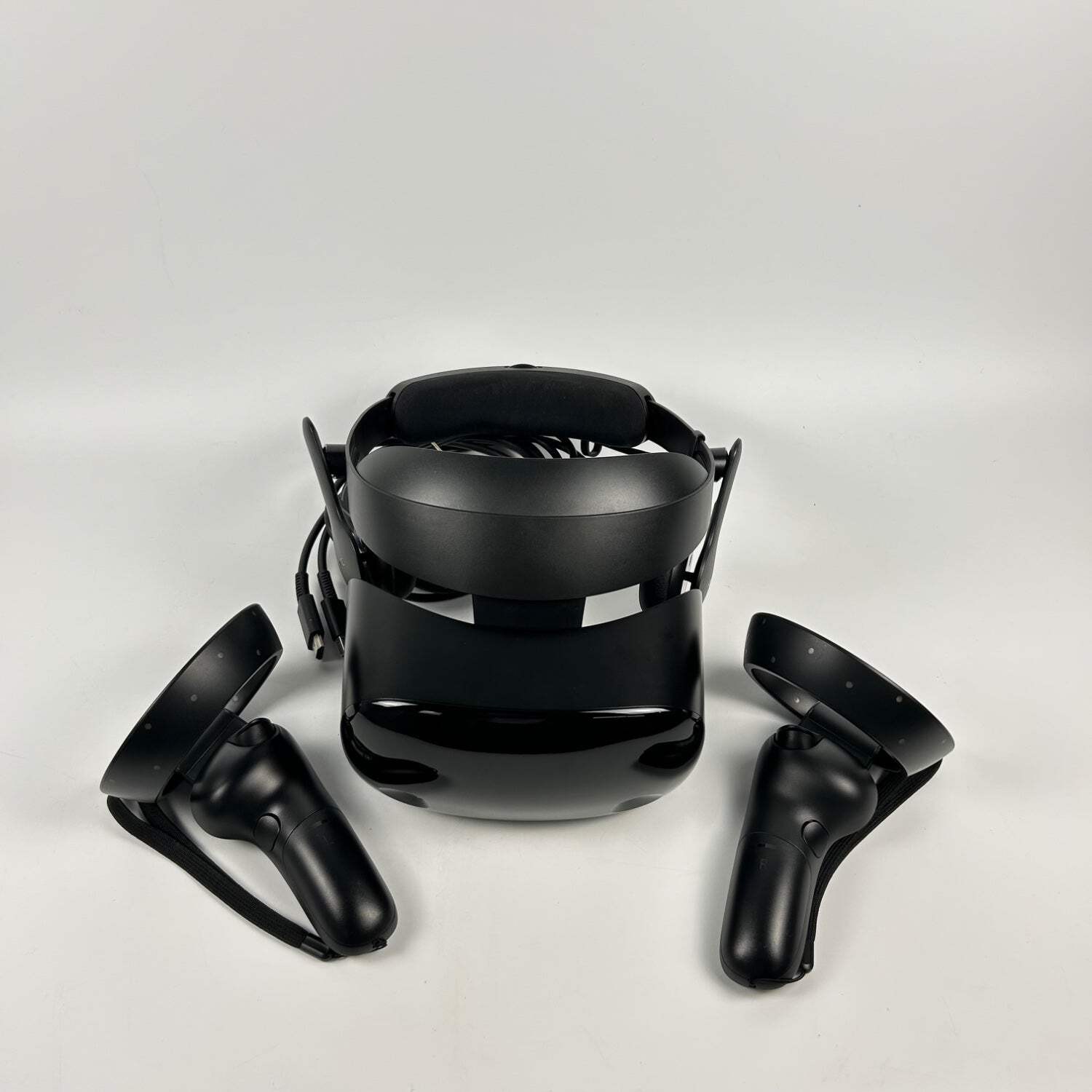 Samsung HMD Odyssey PC VR Headset XE800ZAA-HC1US
