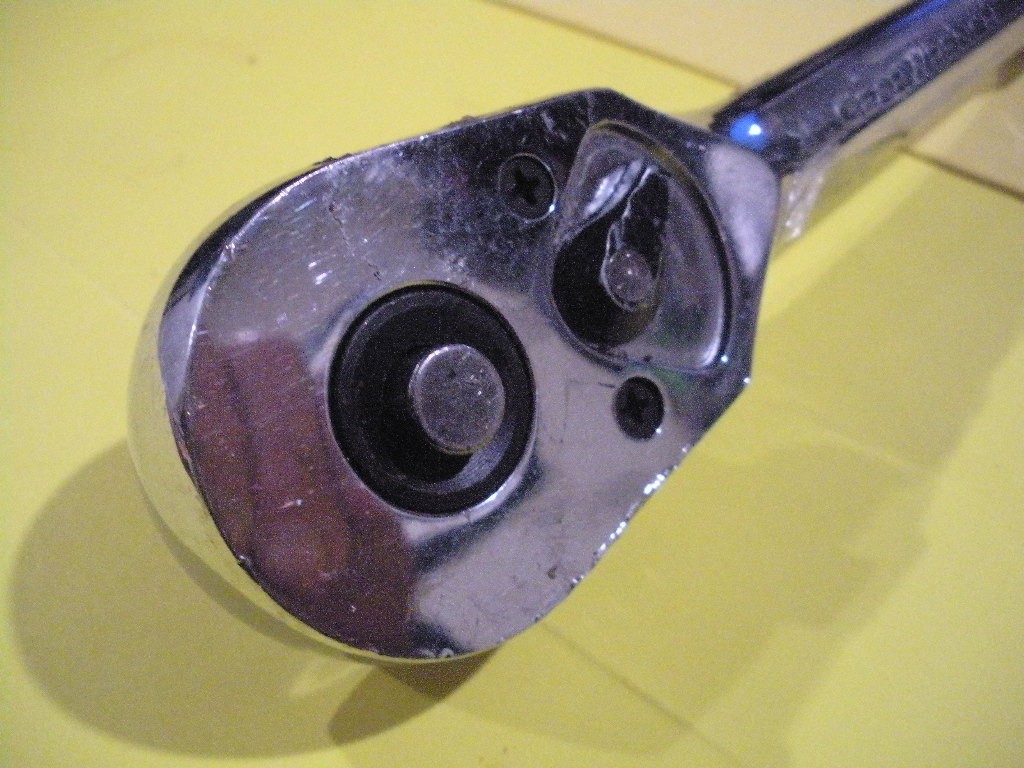 Gearwrench Tools 81309 1/2" Drive 45-Tooth Quick Release Teardrop Ratchet