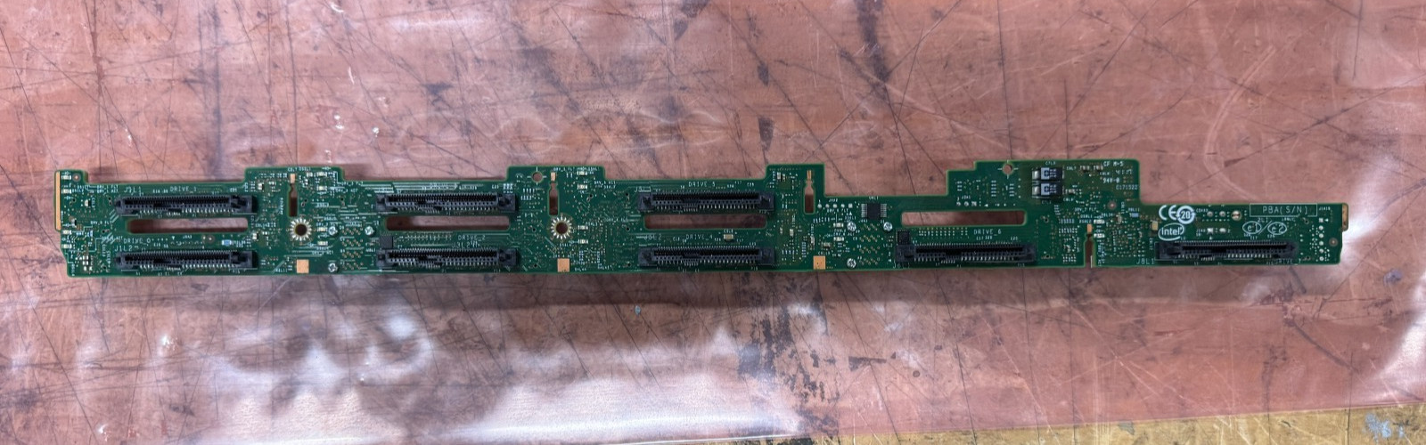 Intel 1U 8x2.5" SAS/NVMe Hot-Swap Hybrid Backplane PBA H88382-351