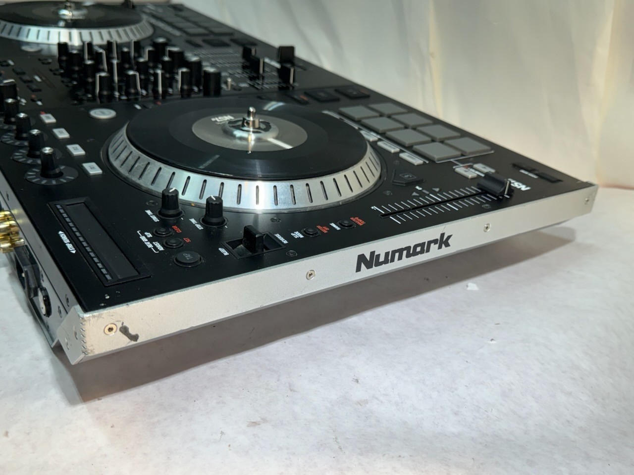 Numark NS7II 4 Channel Motorized Digital DJ Controller & Mixer *READ