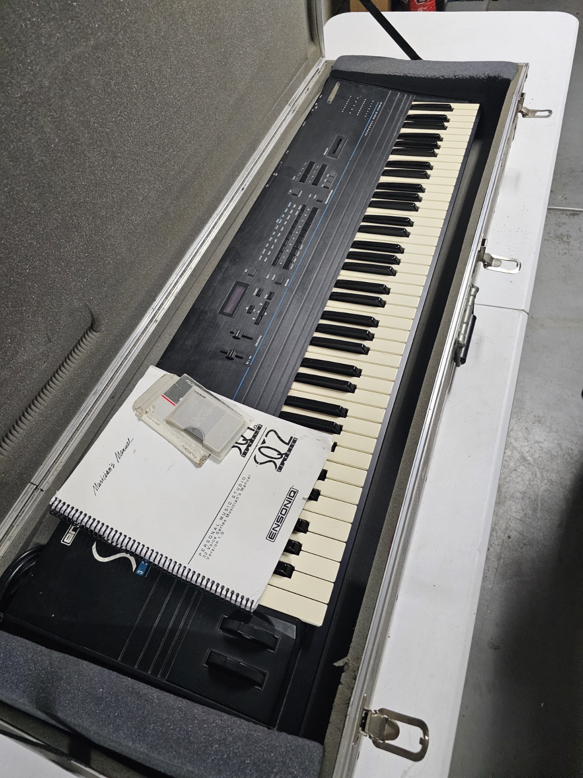 Ensoniq SQ2 Synth Workstation Bundle - w/ Hard Case, Manual, Memory Card