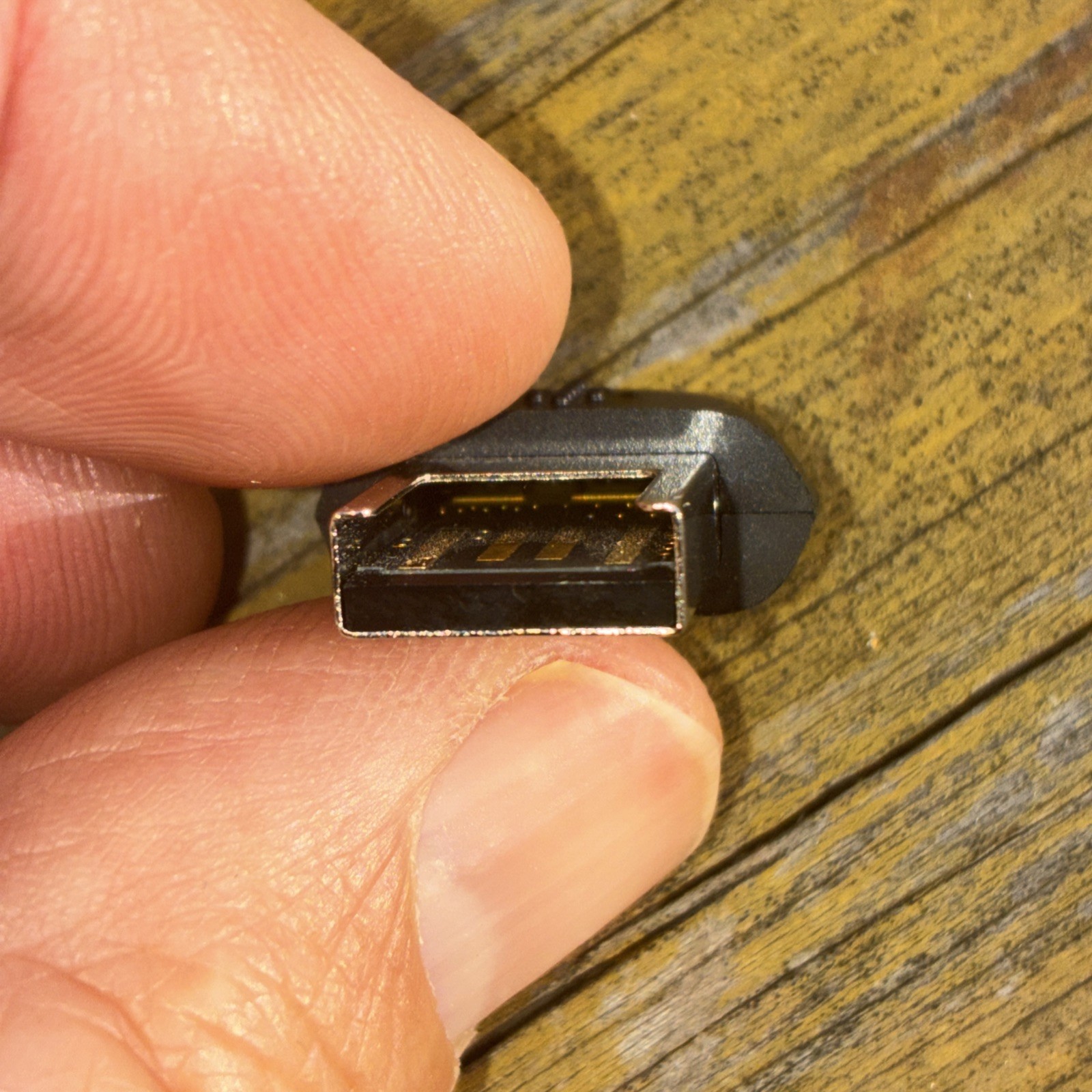Fitbit FB150 USB Bluetooth Wireless Sync Dongle