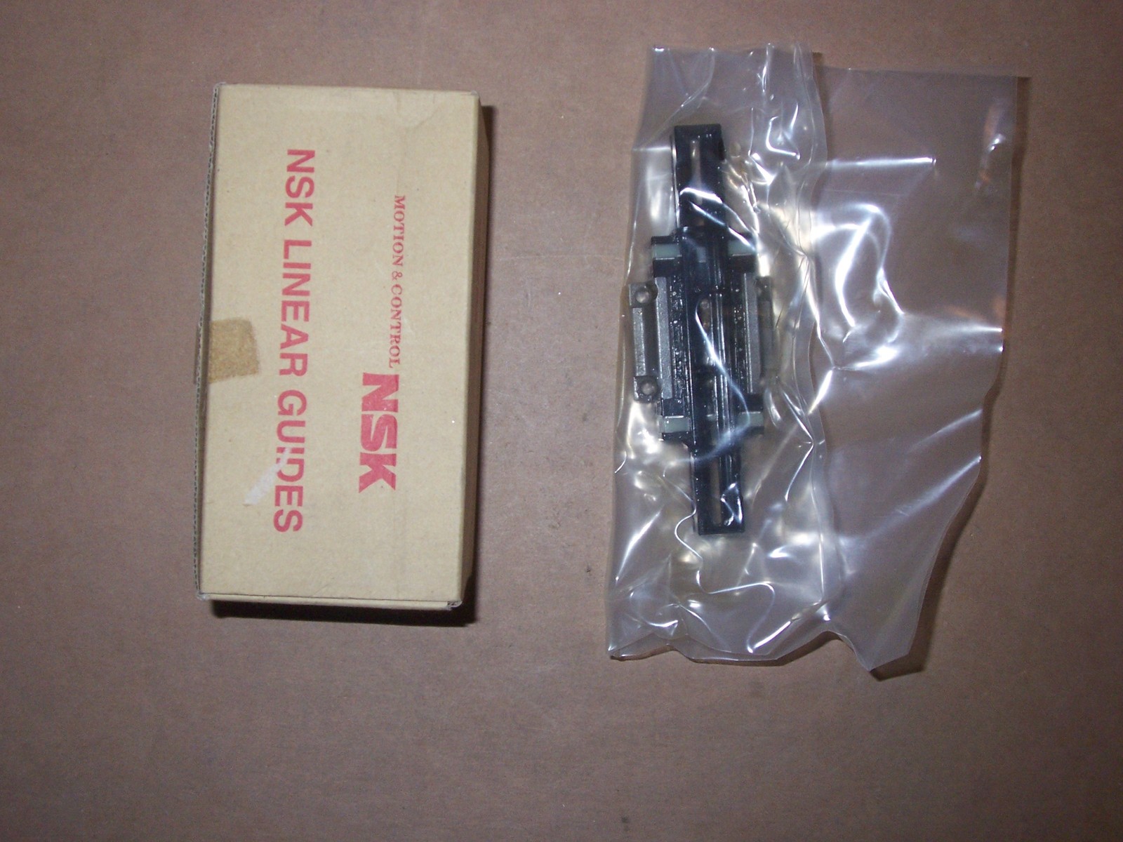 NEW NSK LAH15EMZ-K1 LINEAR GUIDE LAH15EMZK1